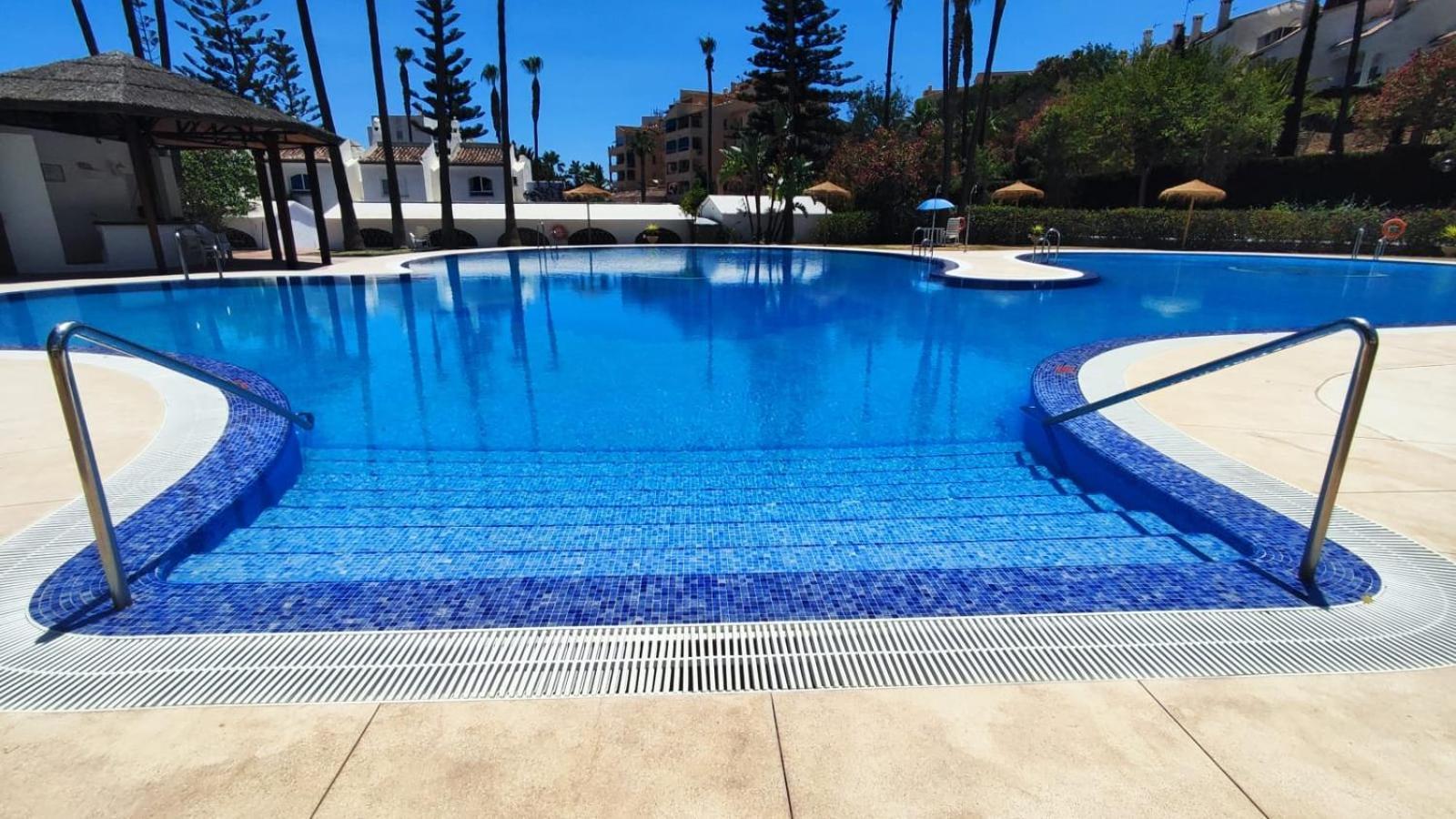 Benalgolf Lovely Apartment In Benalmadena With Sea Views, Excellent Wifi Connection, Private Backyard With Bbq Kültér fotó